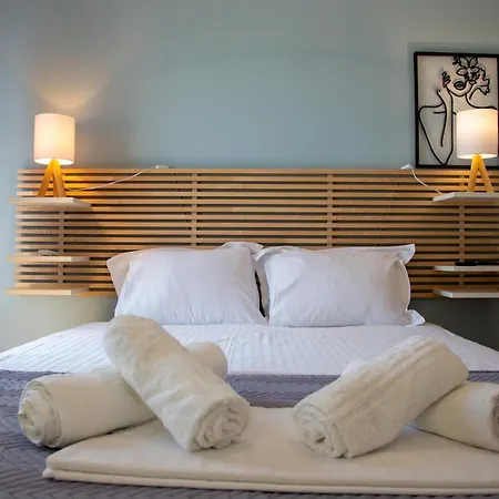 Theros Aegean Villa Nea Iraklitsa